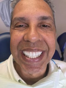 how does a tooth implant work