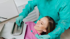dental crown vs veneer differences